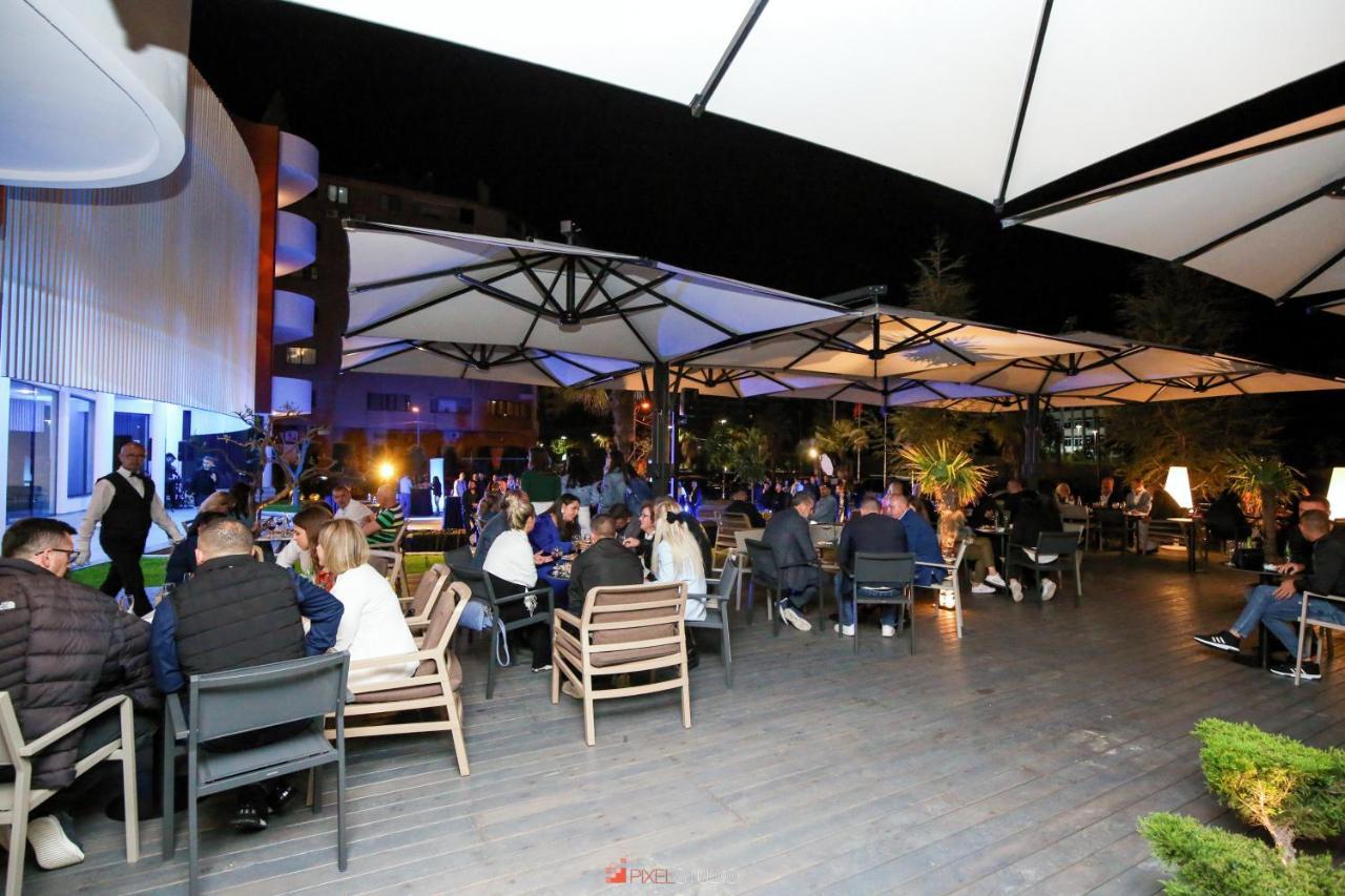 Regina Garden Vlorë エクステリア 写真